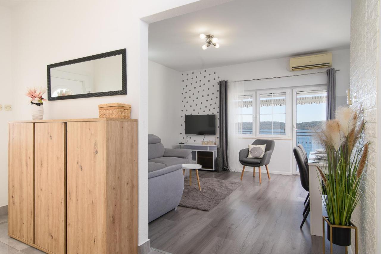 Apartment Kristina Τρογκίρ Εξωτερικό φωτογραφία