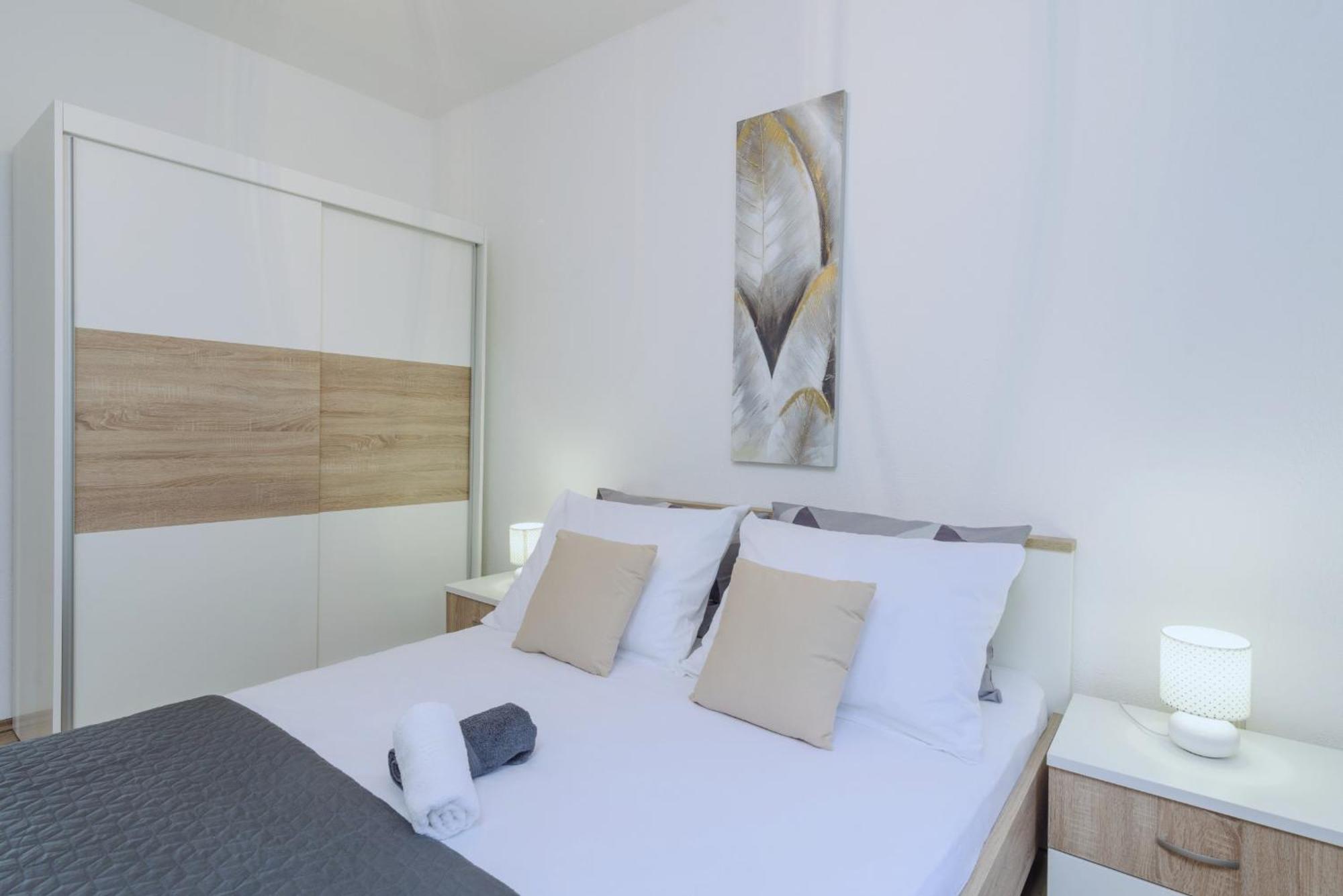 Apartment Kristina Τρογκίρ Εξωτερικό φωτογραφία