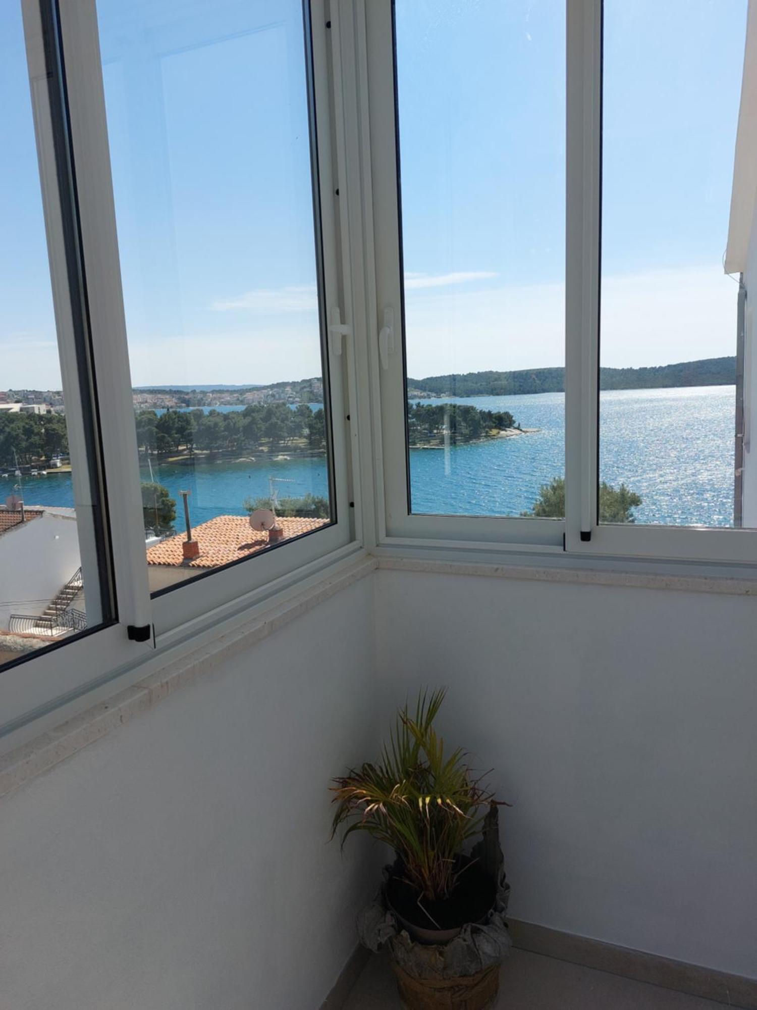 Apartment Kristina Τρογκίρ Εξωτερικό φωτογραφία